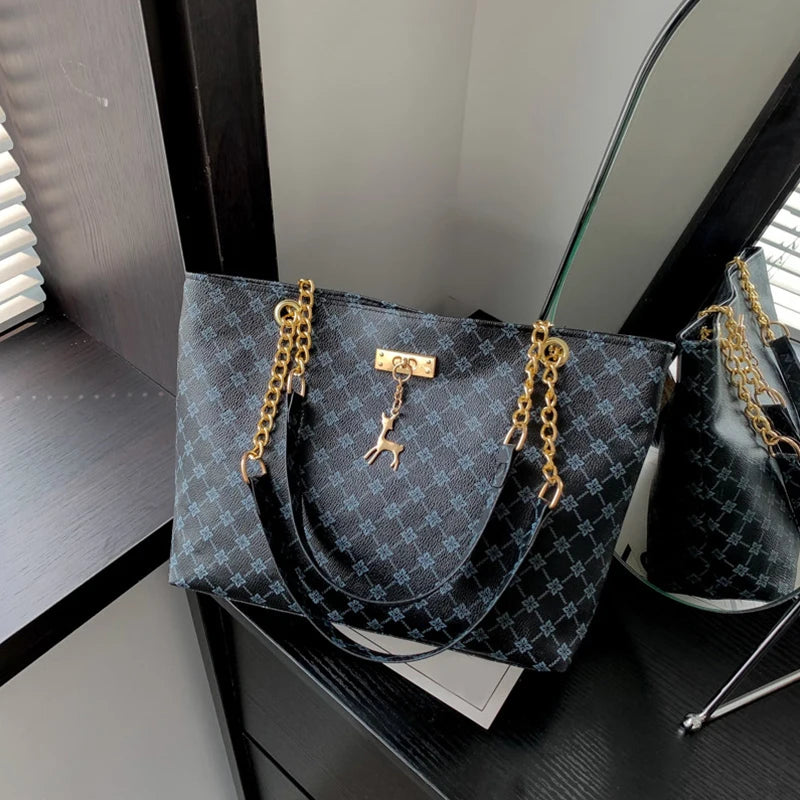 💥 58% OFF 💥 New Presbyopia women's handbag, made of soft leather, large capacity, includes hanging accessory and shoulder bag.